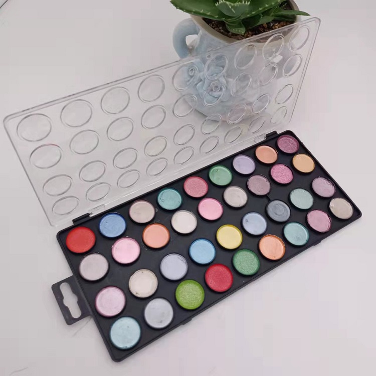 Care este intervalul de preț pentru setul de 36 de culori Sparkle Watercolor?